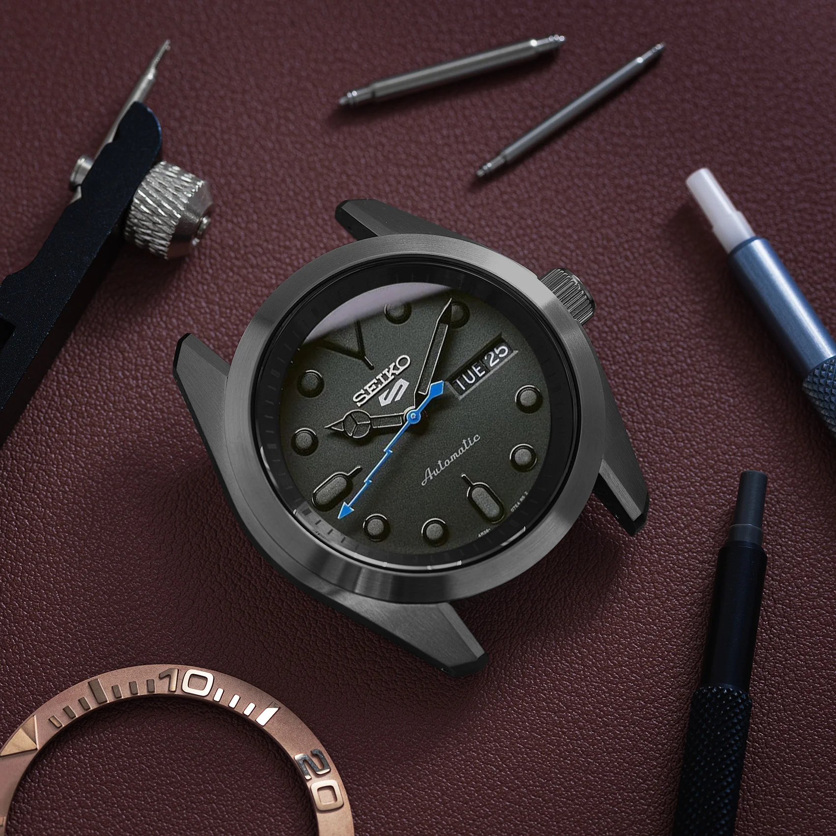 Case - SRPE GS Heritage - Brushed PVD Black (With Case Back) - Image 2