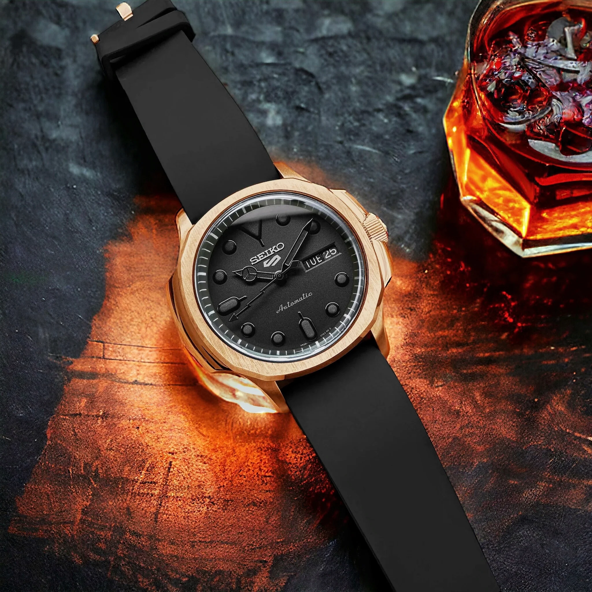 Case - SRPE NAUT. - Polished/Brushed PVD Rose Gold (With Case Back) - Image 5