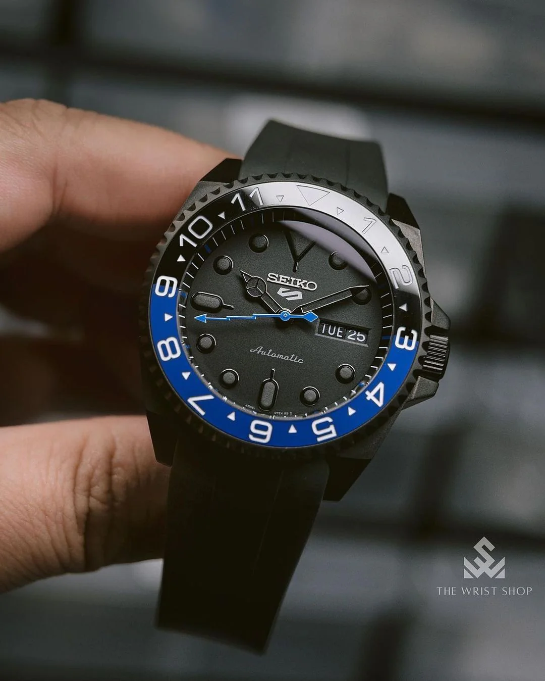 Ceramic Insert - 007 Dual Time BAT. - Image 9