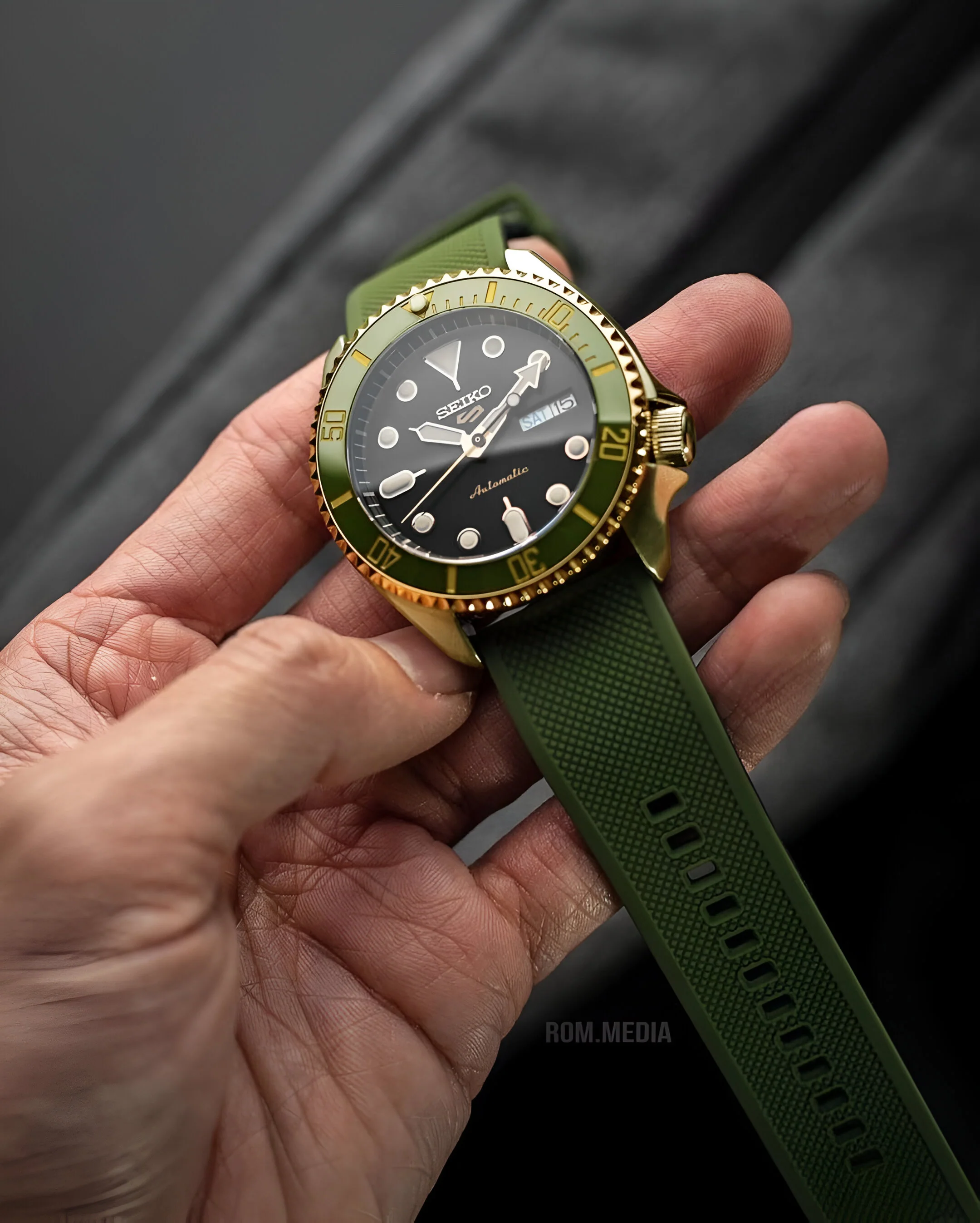 Ceramic Insert - 007 Sub Green X Gold - Image 2