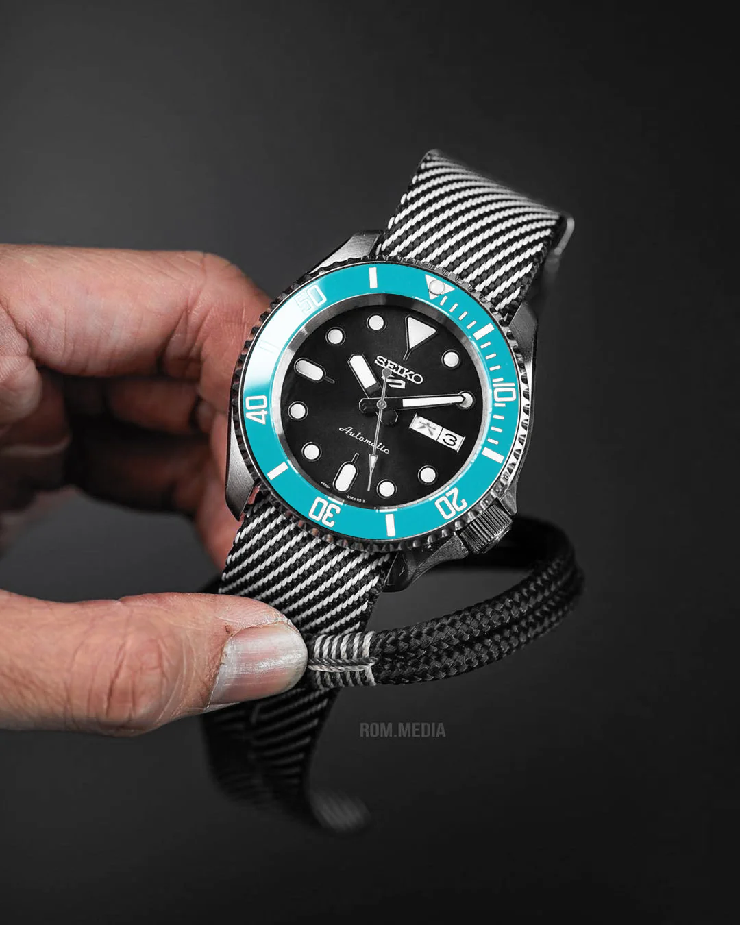 Ceramic Insert - 007 Sub Turquoise - Image 3