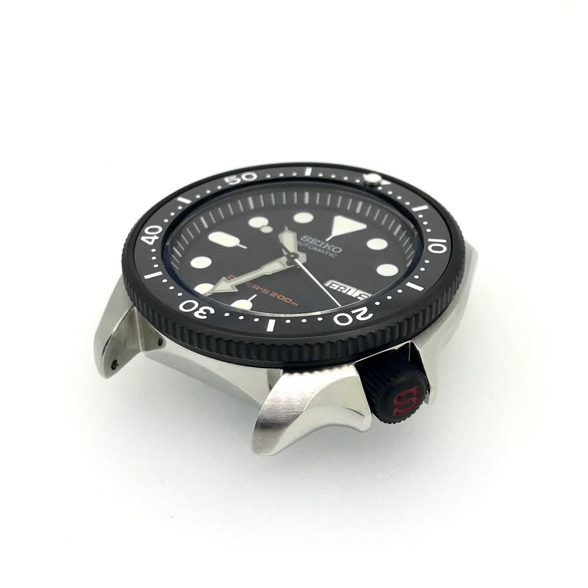 Crown - SKX007 - Bead Blasted PVD Black - Red "S" - Image 2