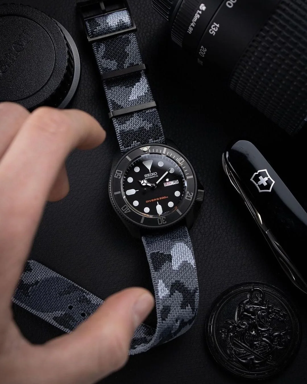 Hands - MERC - Image 30