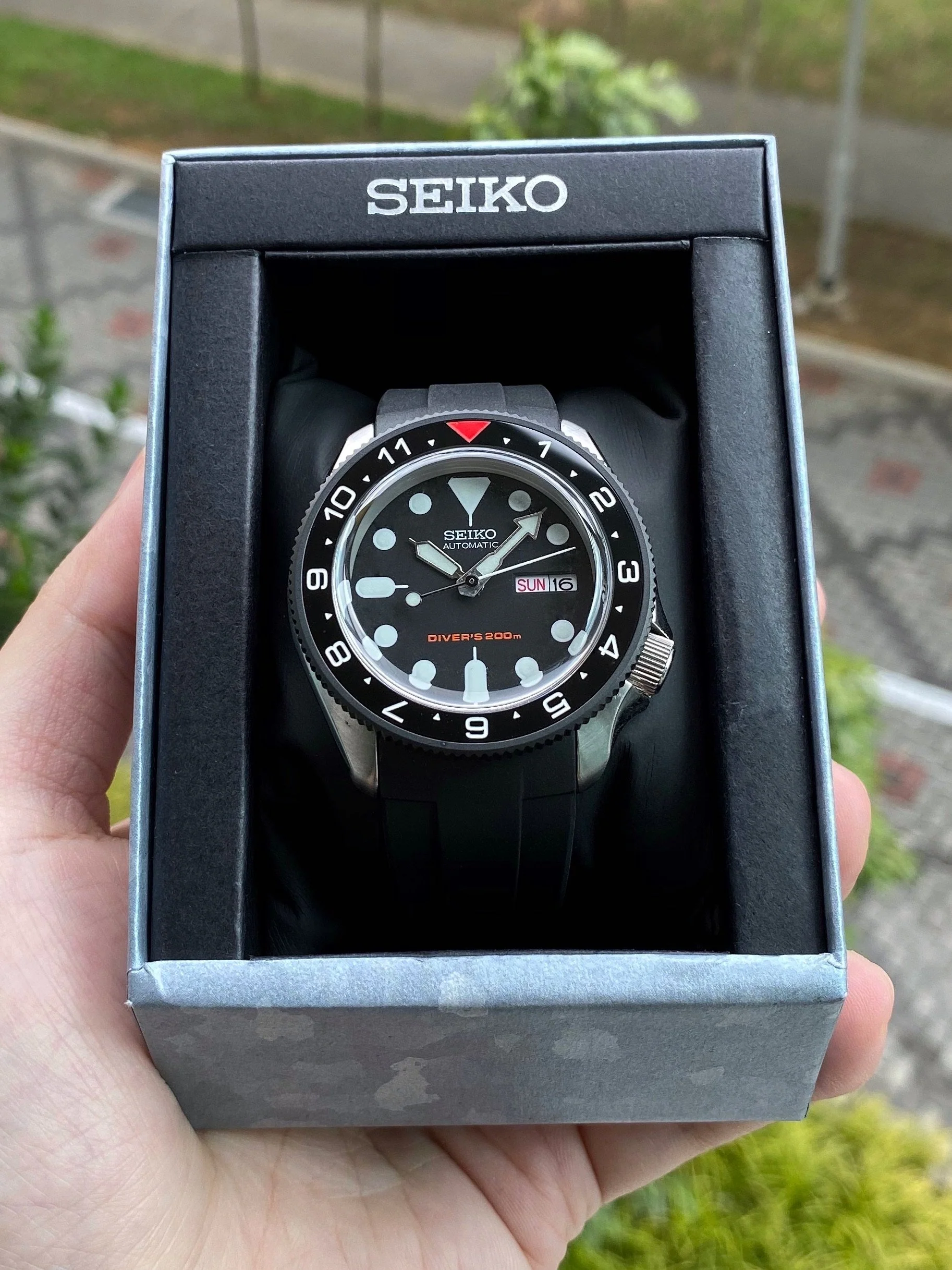 FKM Rubber Strap - SKX007/SRPD Classic - Black - Image 11