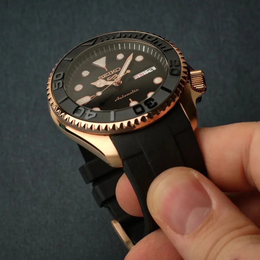 FKM Rubber Strap - SKX007/SRPD Classic - Black - Image 23