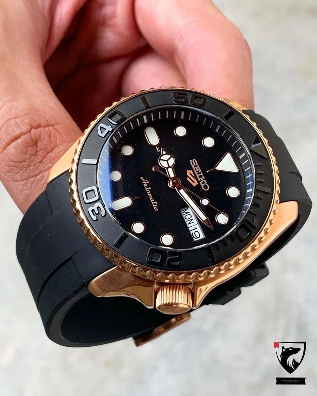 FKM Rubber Strap - SKX007/SRPD Classic - Black - Image 24