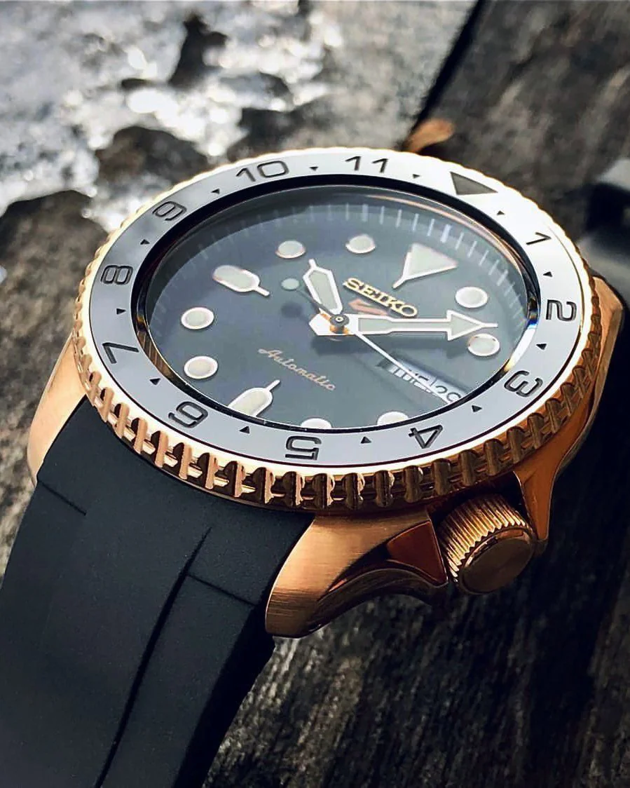 FKM Rubber Strap - SKX007/SRPD Classic - Black - Image 29