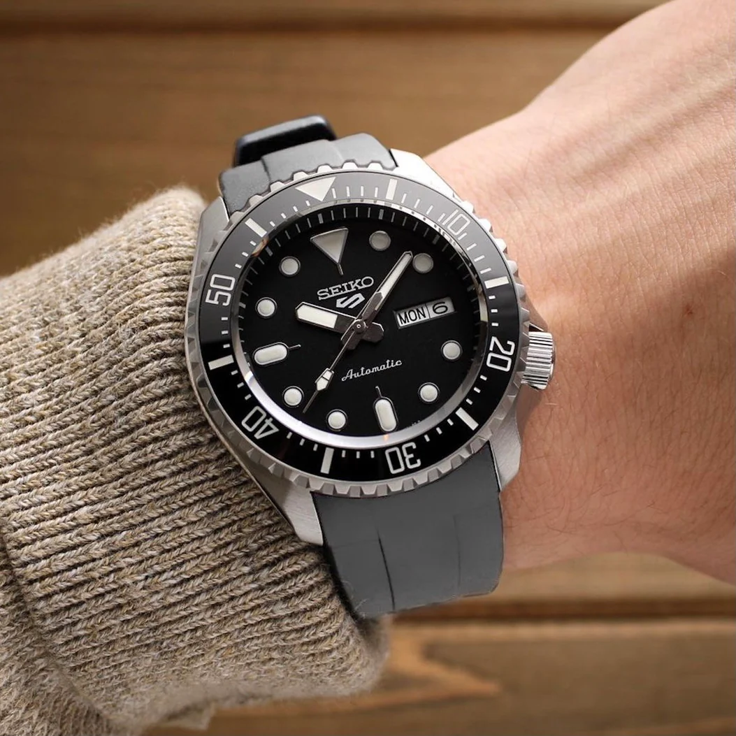 FKM Rubber Strap - SKX007/SRPD Classic - Grey - Image 7