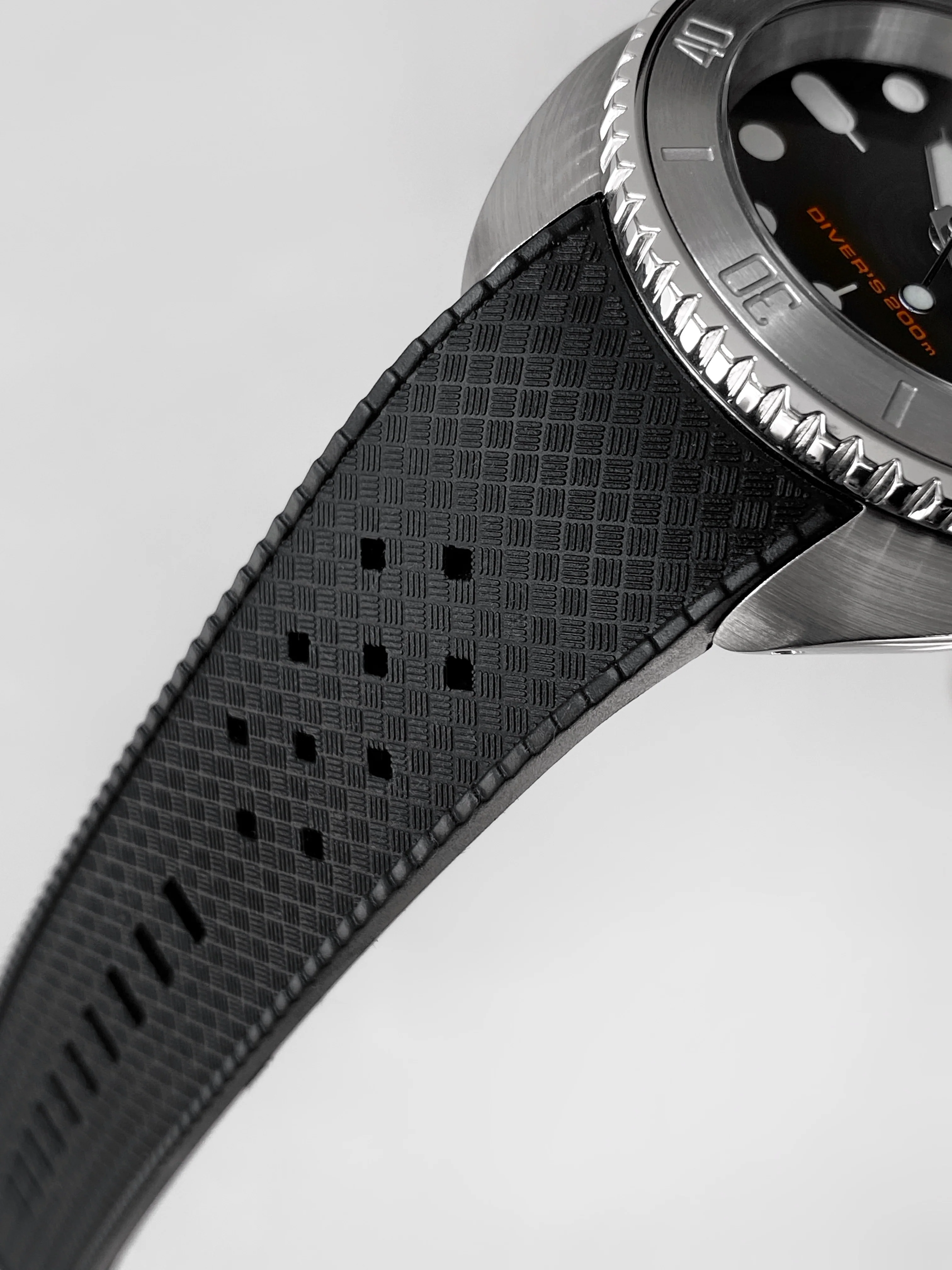 FKM Rubber Strap - SKX007/SRPD Tropic - Black - Image 7