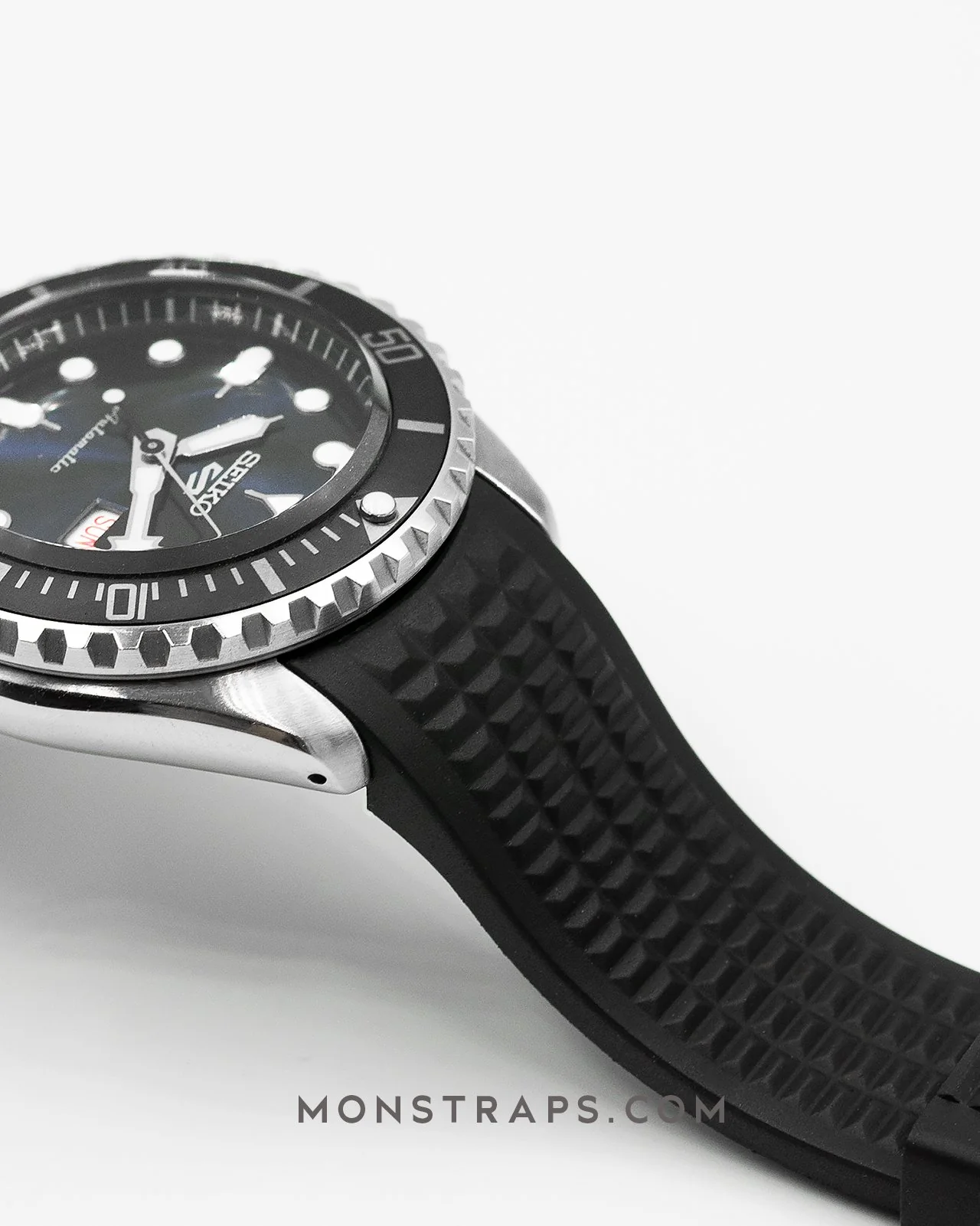 FKM Rubber Strap - SKX007/SRPD Waffle - Black - Image 5