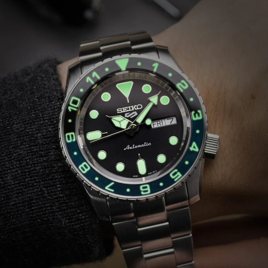Sapphire Insert - SKX Dual Time Dark Knight - Luminous Green - Image 2